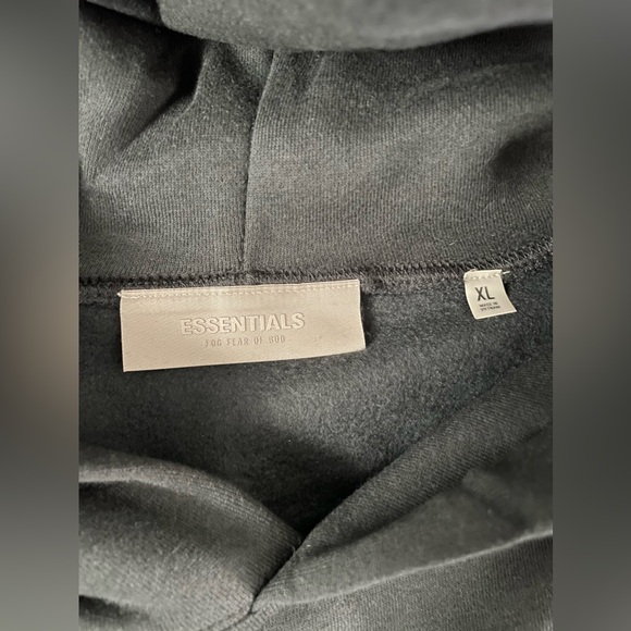 Essentials hoodie - Picture 2 of 3